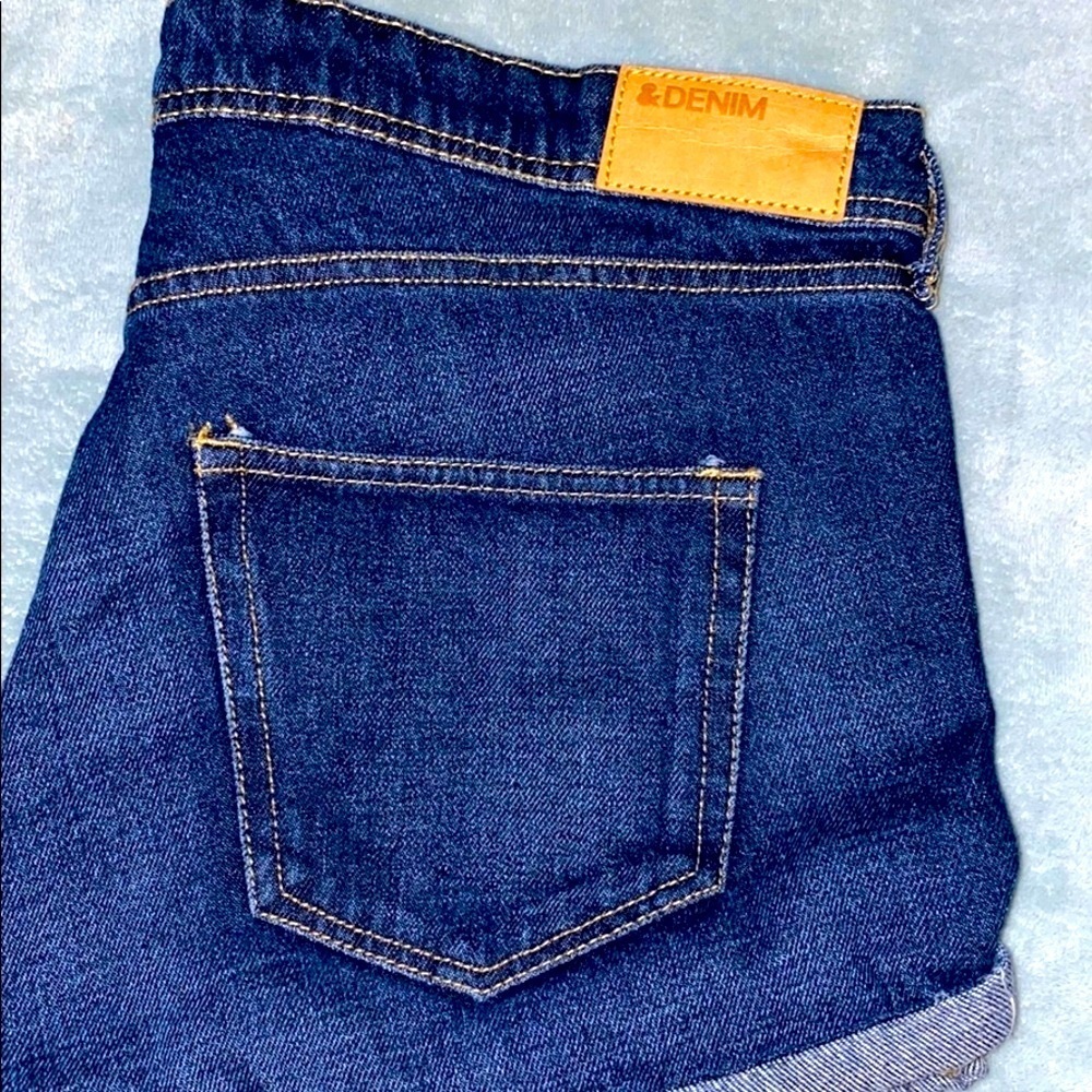 & Denim By H & M Low Waist Shorts - Picture 5 of 10